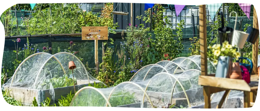 Moestuin met Bees welcome-bord